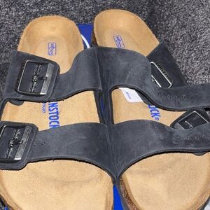 BNWT Birkenstock Arizona Black Sandals